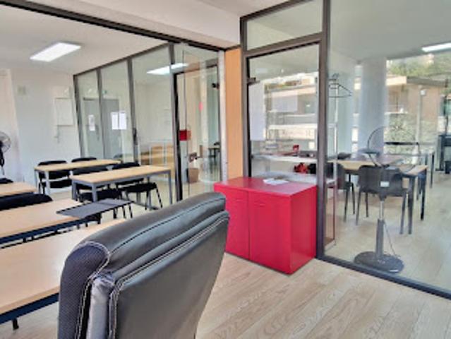 Location Bureaux 108 m2 Le Cannet
