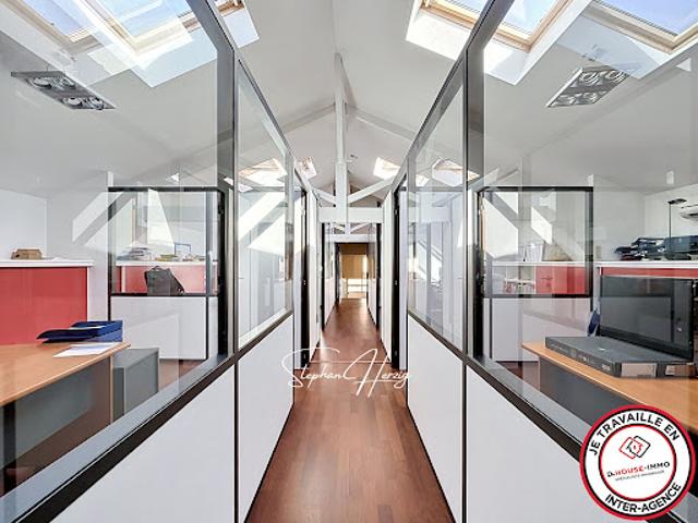 Location Bureaux 11 pièces 305 m2 Bordeaux