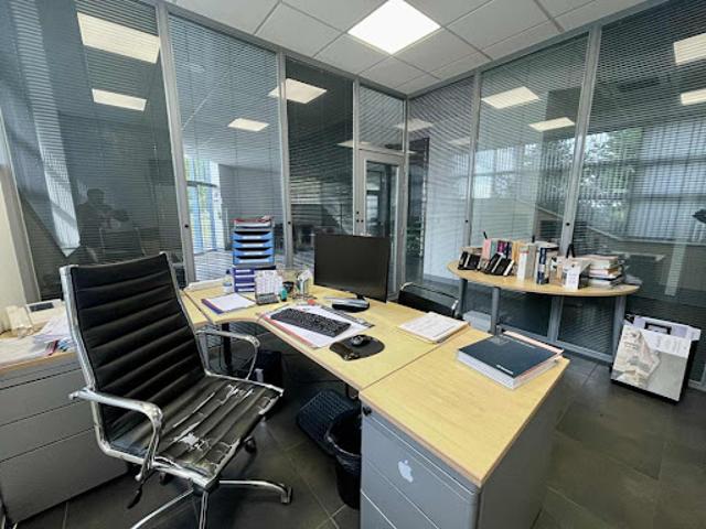 Location Bureaux 13 m2 Verneuil en Halatte