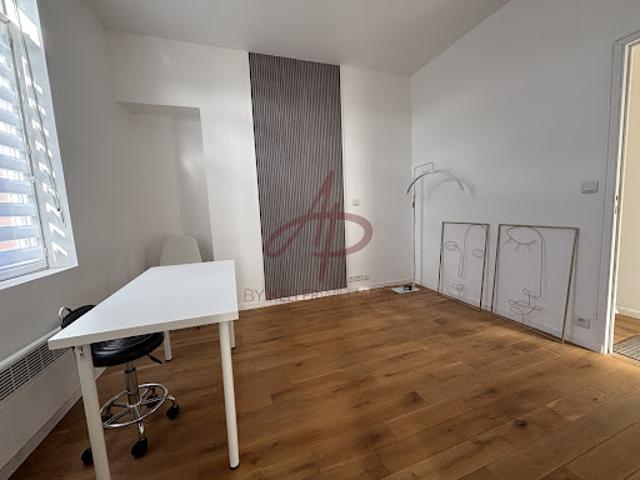 Location Bureaux 1 pièce 11 m2 Wattrelos