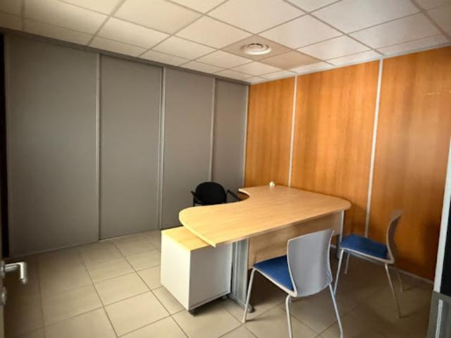 Location Bureaux 1 pièce 13 m2 Salon de Provence