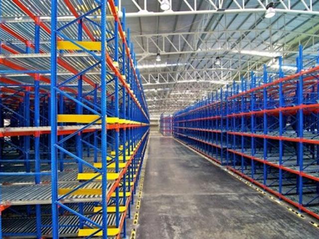 Location Bureaux 1 pièce 1700 m2 Venissieux