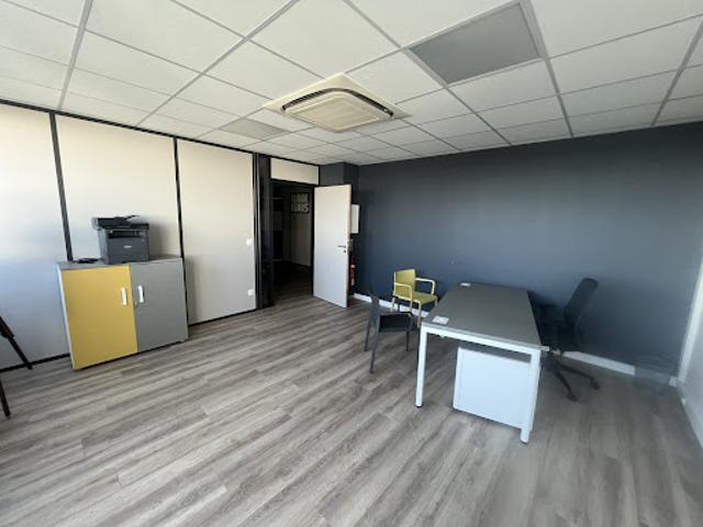 Location Bureaux 1 pièce 24 m2 Erstein