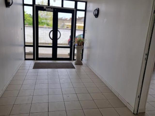 Location Bureaux 1 pièce 44 m2 Laon