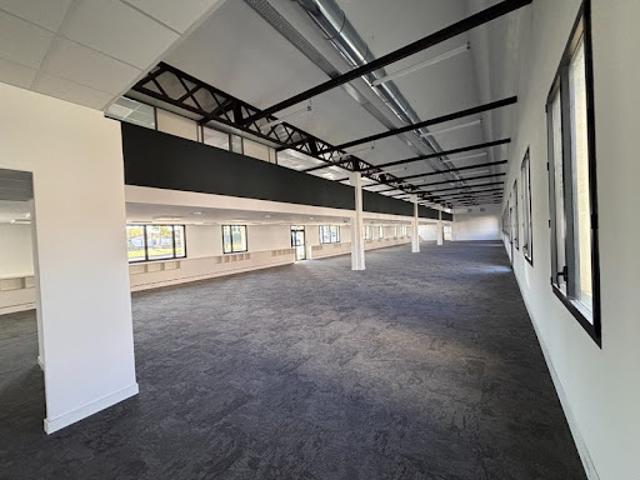 Location Bureaux 1 pièce 509 m2 Venissieux