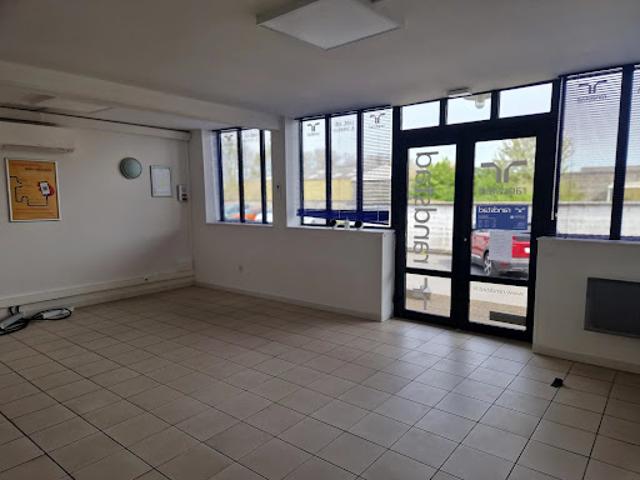 Location Bureaux 1 pièce 62 m2 Laon