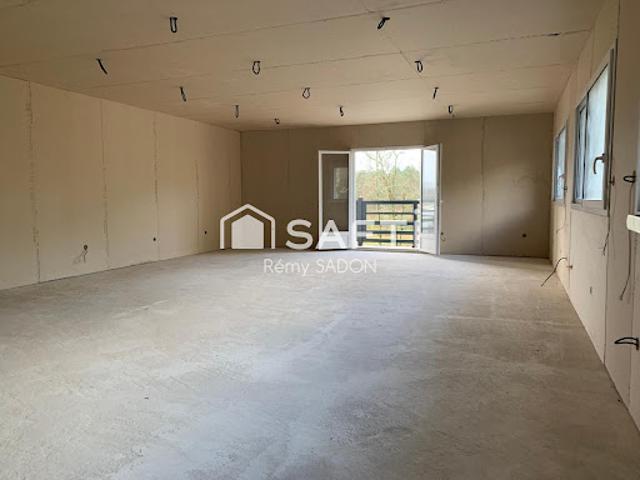 Location Bureaux 1 pièce 66 m2 Saint Médard en Jalles