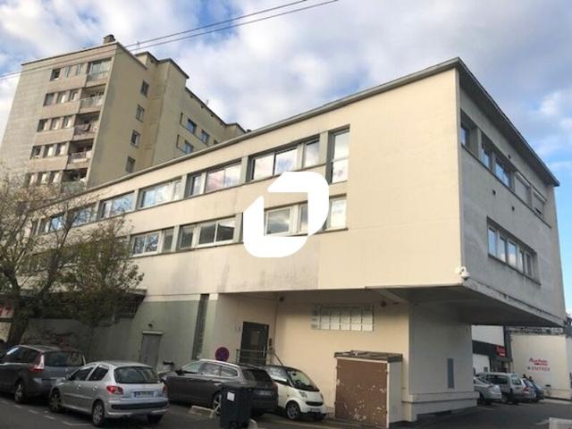 Location bureaux 2100 m² Maisons Alfort Proche RER et Grand Paris Express