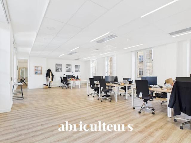 Location Bureaux 2 pièces 155 m2 Bordeaux