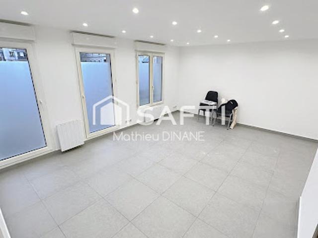 Location Bureaux 2 pièces 47 m2 Guyancourt