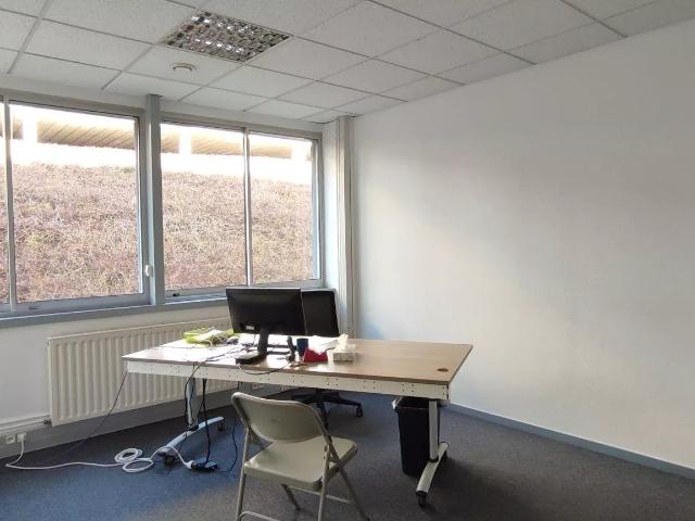 Location Bureaux 300 m²