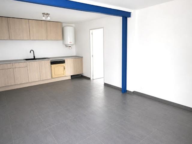 Location Bureaux 3 pièces 150 m2 Nice