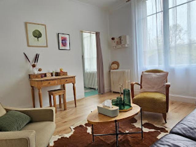 Location Bureaux 3 pièces 34 m2 Saint lye