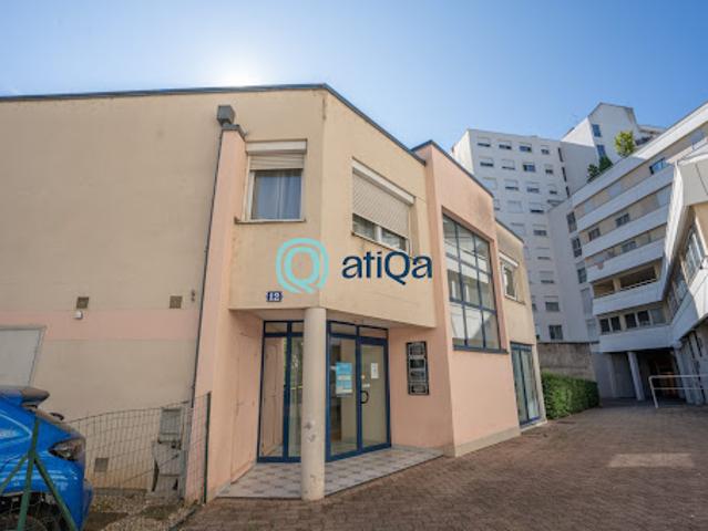 Location Bureaux 3 pièces 45 m2 Chalon sur saone