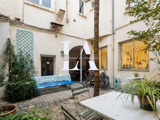 Location Bureaux 3 pièces 65 m2 Paris 9ème
