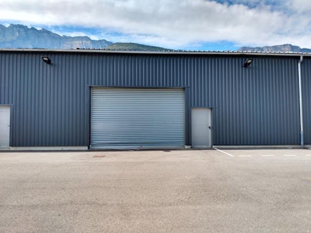 Location Bureaux 3 pièces 610 m2 Saint Vincent de Mercuze