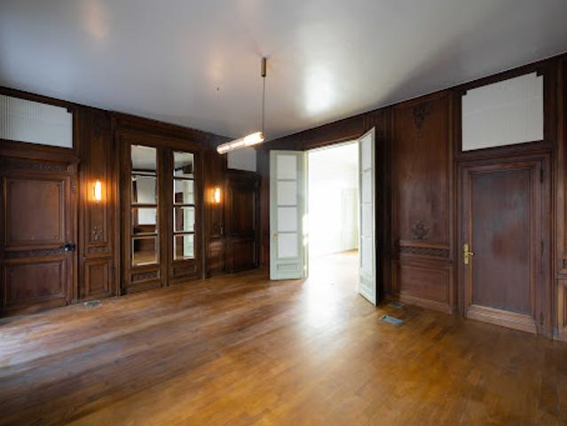 Location Bureaux 3 pièces 77.8 m2 Reims