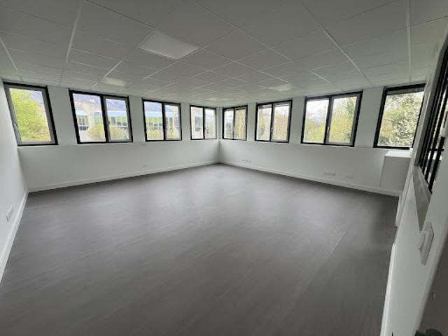 Location Bureaux 3 pièces 70 m2 Meylan