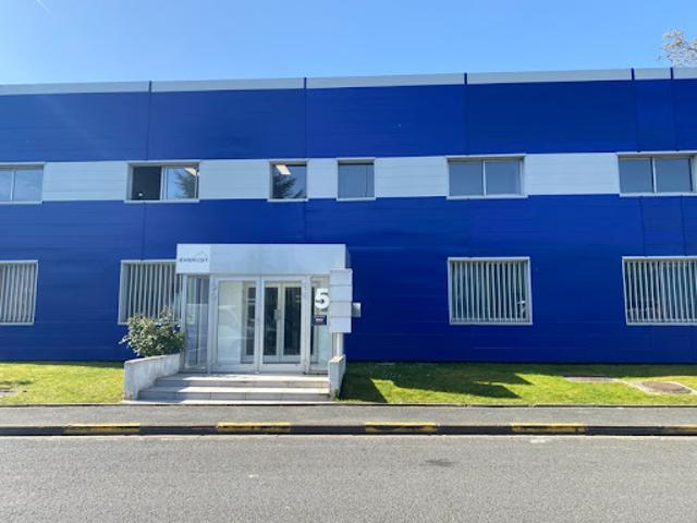 Location Bureaux 3 pièces 86 m2 Acheres