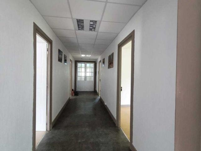 Location Bureaux 400 m²