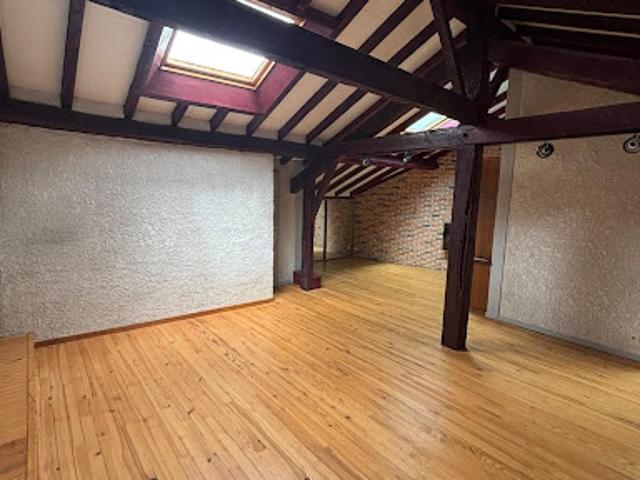Location Bureaux 4 pièces 134 m2 Dax