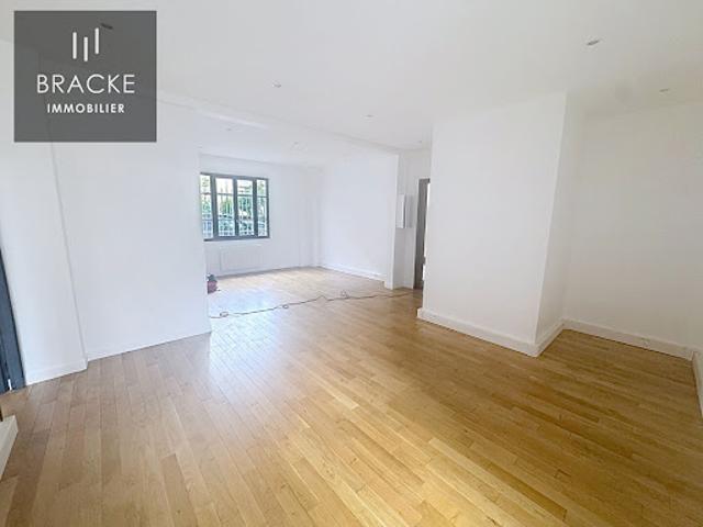 Location Bureaux 4 pièces 62 m2 Courbevoie