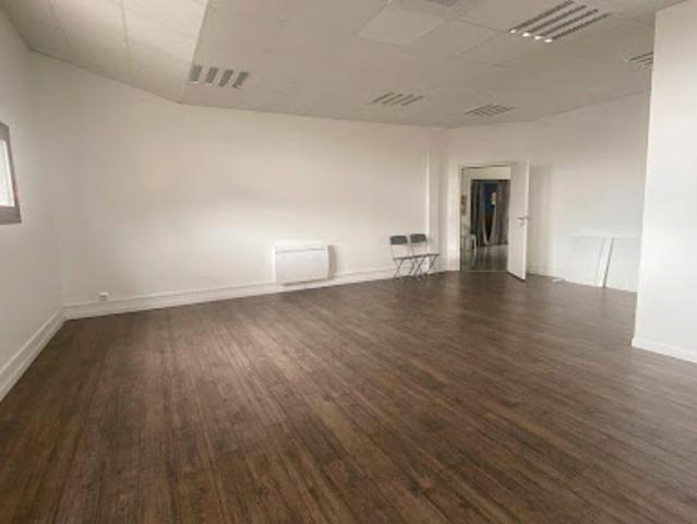 Location Bureaux 4 pièces 70 m2 Limoges