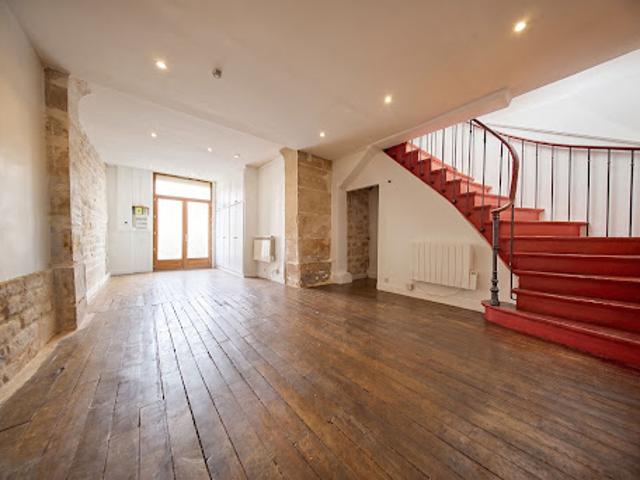 Location Bureaux 4 pièces 88.78 m2 Paris 10ème