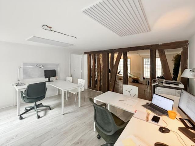 Location Bureaux 66 m2 Paris 2ème