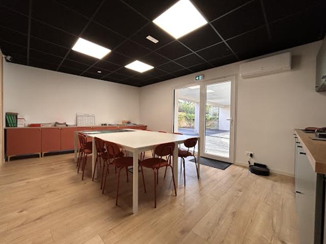 Location Bureaux 68 m2 Le Loroux Bottereau
