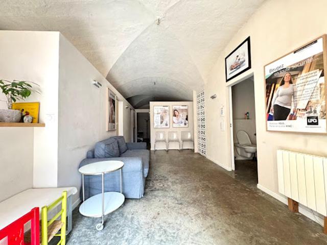 Location Bureaux 60 m2 Lambesc
