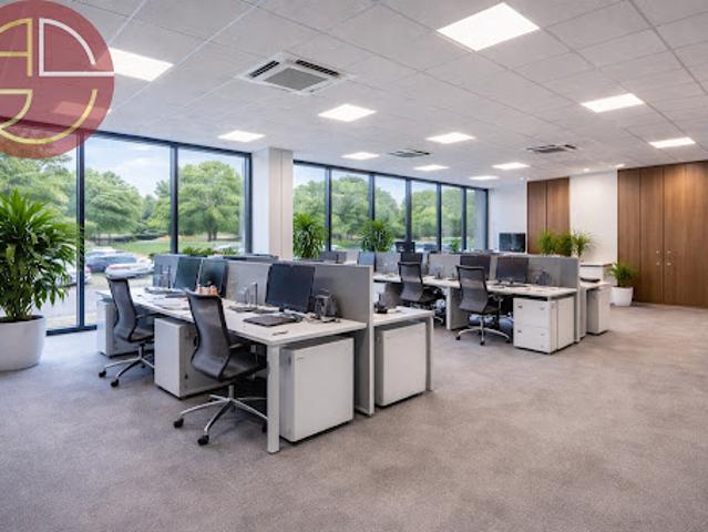 Location Bureaux 0 pièces 700 m2 Labège