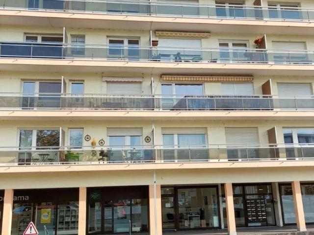 Location Bureaux 73 m²