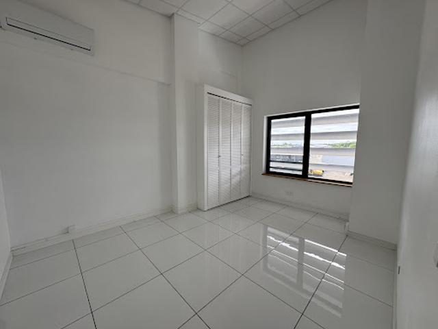 Location Bureaux 7 pièces 128 m2 Baie mahault