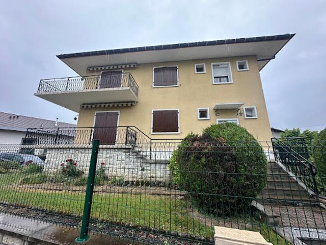 Location Bureaux 84 m2 Poisy