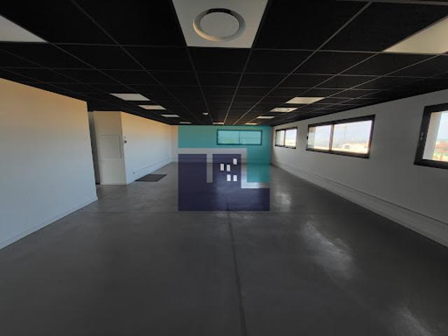 Location Bureaux 97 m2 Sète