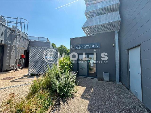 Location bureau 106 m²