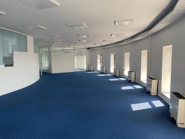 Bureaux à louer Marseille 2 Proche métro, tram et gare