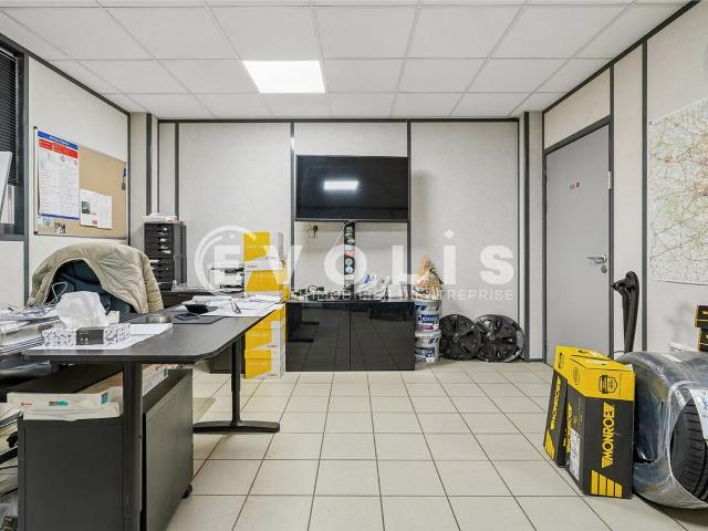 Location bureau Créteil Proche métro Pointe du Lac et A86