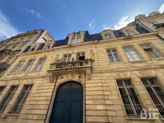 Location bureau Bordeaux centre Proche tramway et parking Pey Berland