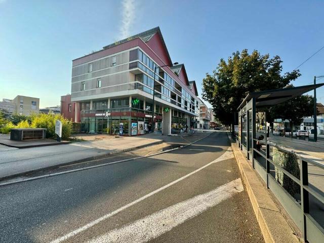 Location bureau Dijon Proche axe Drapeau Tram T2