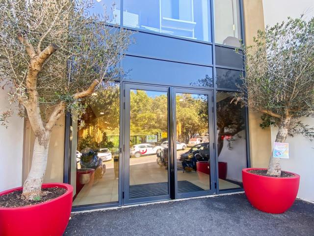 Location bureau équipé Sophia Antipolis Accès 24 7