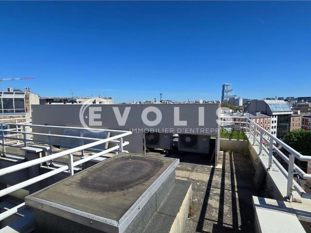 Location bureau Levallois Perret Vue Paris et transports variés