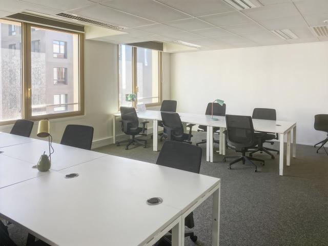 Location bureau Montigny le Bretonneux RER C & A12