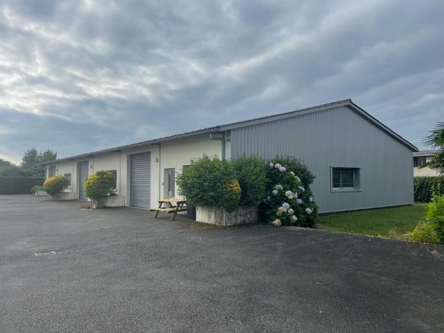 Location bureau Morlaàs zone industrielle Berlanne