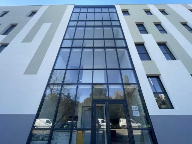 Location bureaux Nîmes Parc Georges Besse 2, proche autoroutes et gare