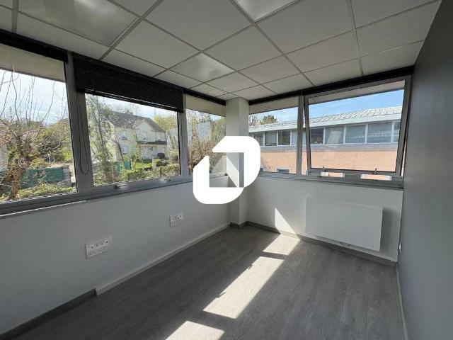 Location bureau Saint Germain en Laye Proche RER A et T13