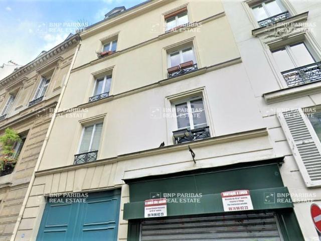Location bureau Paris 9 Cour calme et arborée