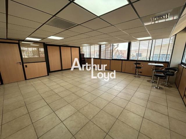 Location bureau Puget sur Argens Proche A8