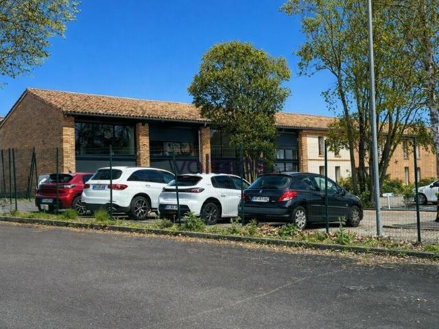 Location bureau Villeneuve lès Bouloc Proche A62 et gare